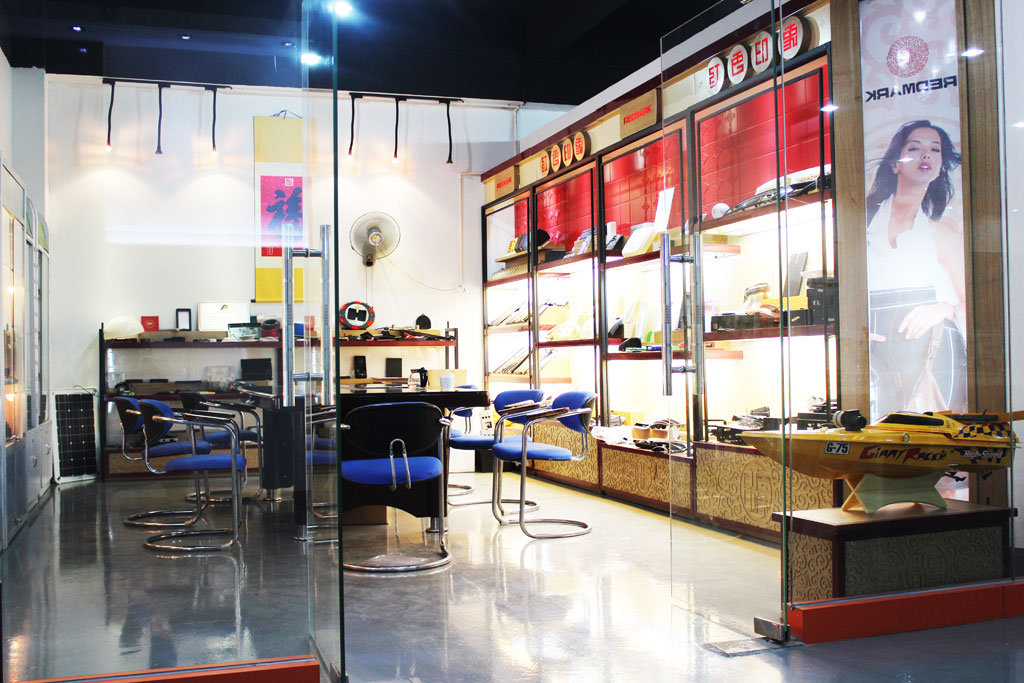 1448985578454126.jpg 深圳塑膠模具廠,深圳市模具廠,深圳模具廠,深圳模具,深圳塑膠模具