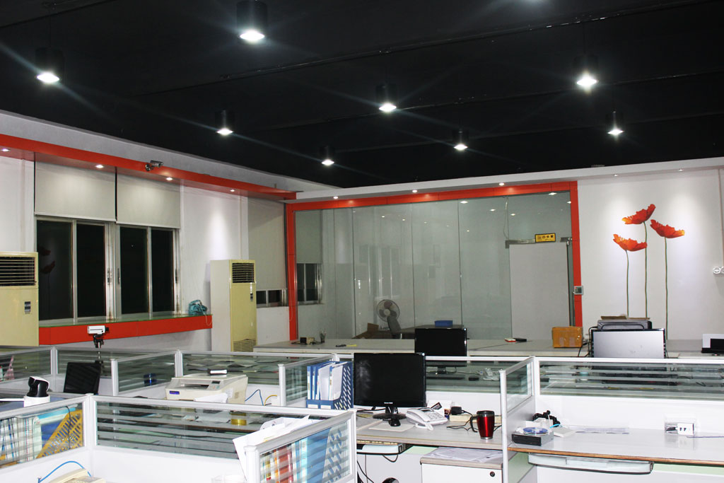 1448985814383336.jpg 深圳塑膠模具廠,深圳市模具廠,深圳模具廠,深圳模具,深圳塑膠模具