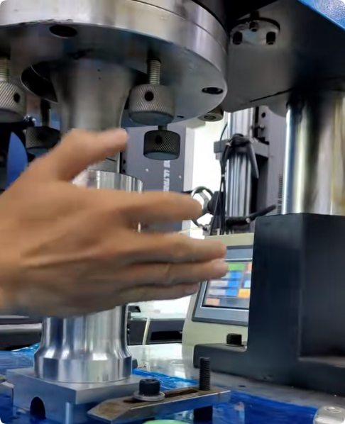 深圳塑膠模具廠,深圳市模具廠,深圳模具廠,深圳模具,深圳塑膠模具